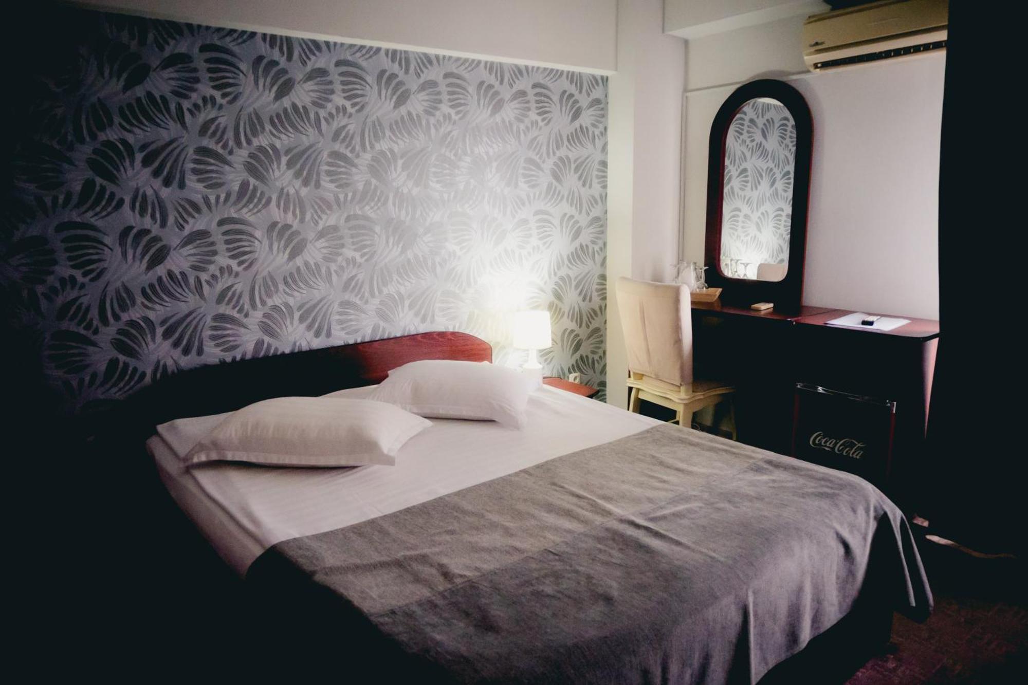 Hotel Valahia ترجوفيشت المظهر الخارجي الصورة