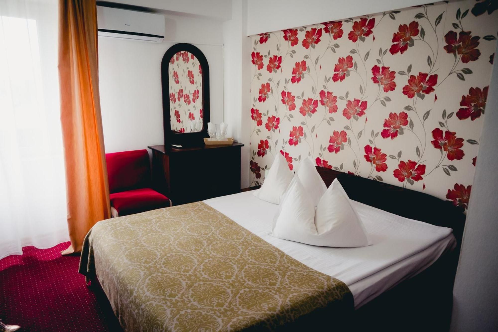 Hotel Valahia ترجوفيشت المظهر الخارجي الصورة