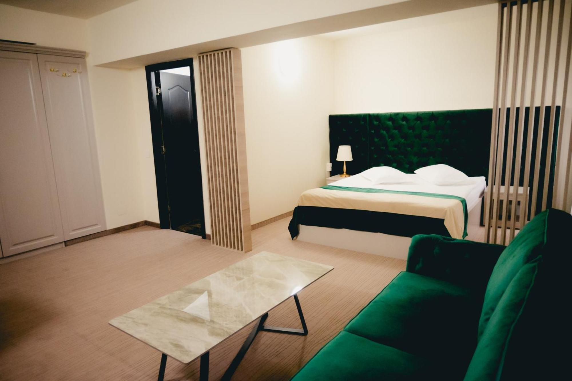 Hotel Valahia ترجوفيشت المظهر الخارجي الصورة