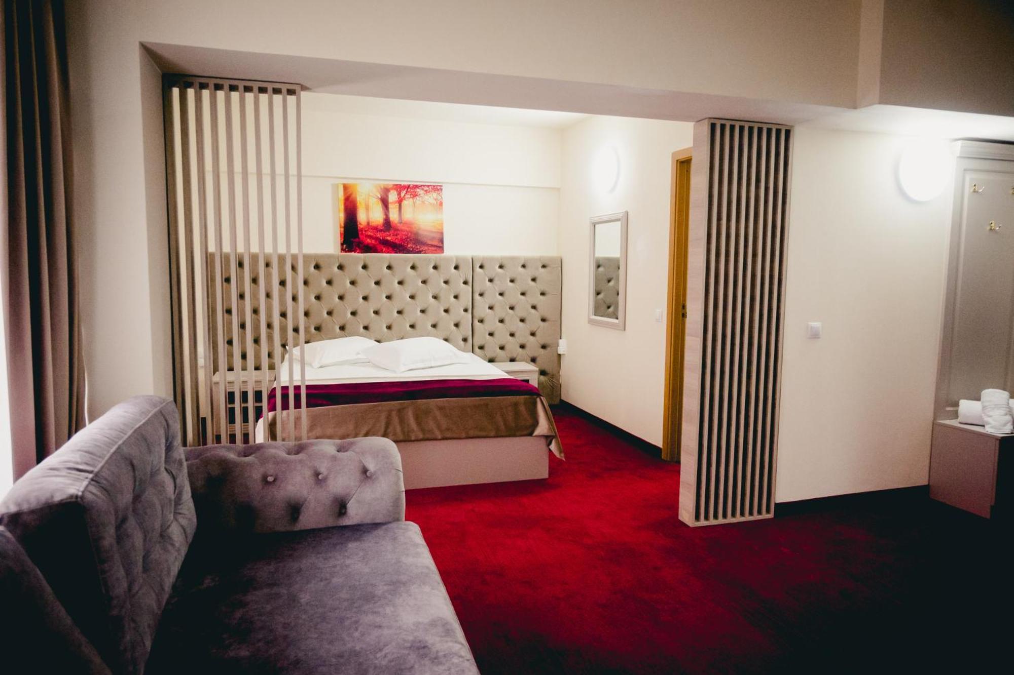 Hotel Valahia ترجوفيشت المظهر الخارجي الصورة