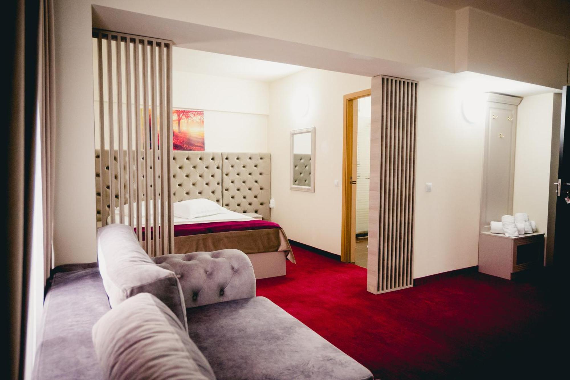 Hotel Valahia ترجوفيشت المظهر الخارجي الصورة